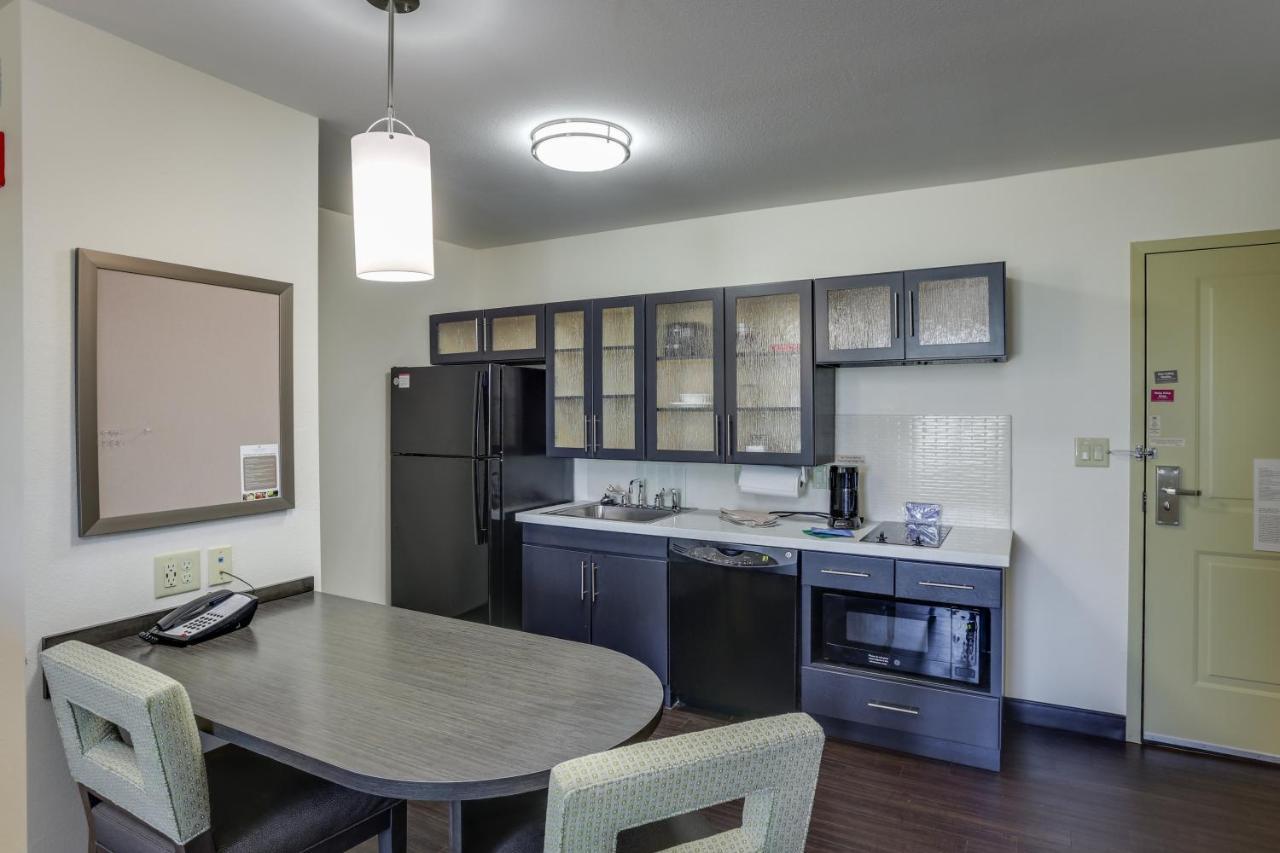 Candlewood Suites College Station By Ihg Bryan Exterior photo